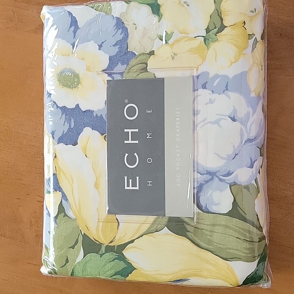 Echo Home Window Treatment